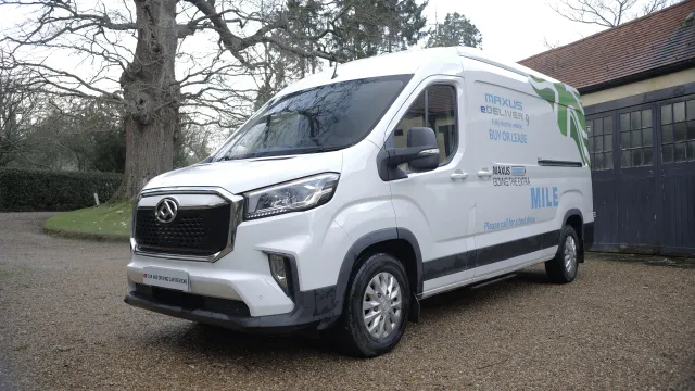 MAXUS E DELIVER 9 MWB ELECTRIC FWD 150kW High Roof Van 77kWh Auto