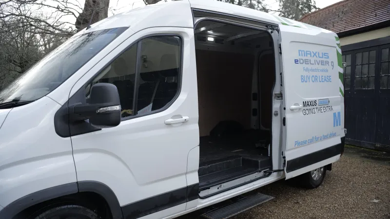 MAXUS E DELIVER 9 MWB ELECTRIC FWD 150kW High Roof Van 77kWh Auto