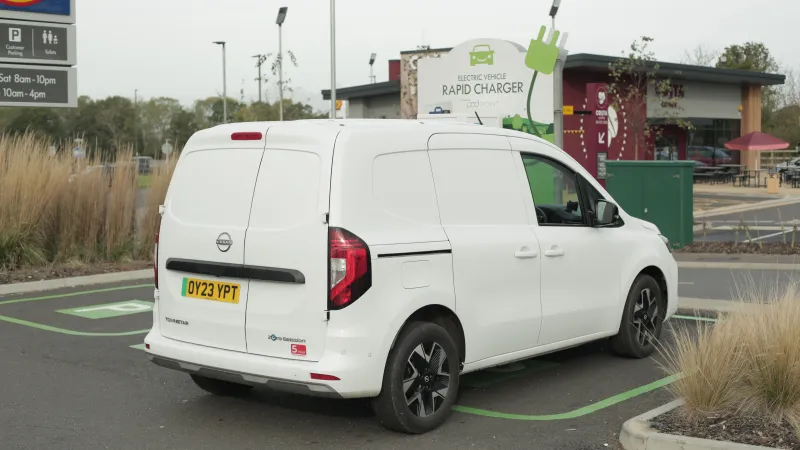 NISSAN TOWNSTAR L2 ELECTRIC 90kW Tekna+ Van Auto 45kWh