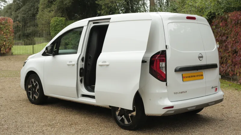 NISSAN TOWNSTAR L1 ELECTRIC 90kW Acenta Van Auto 45kWh